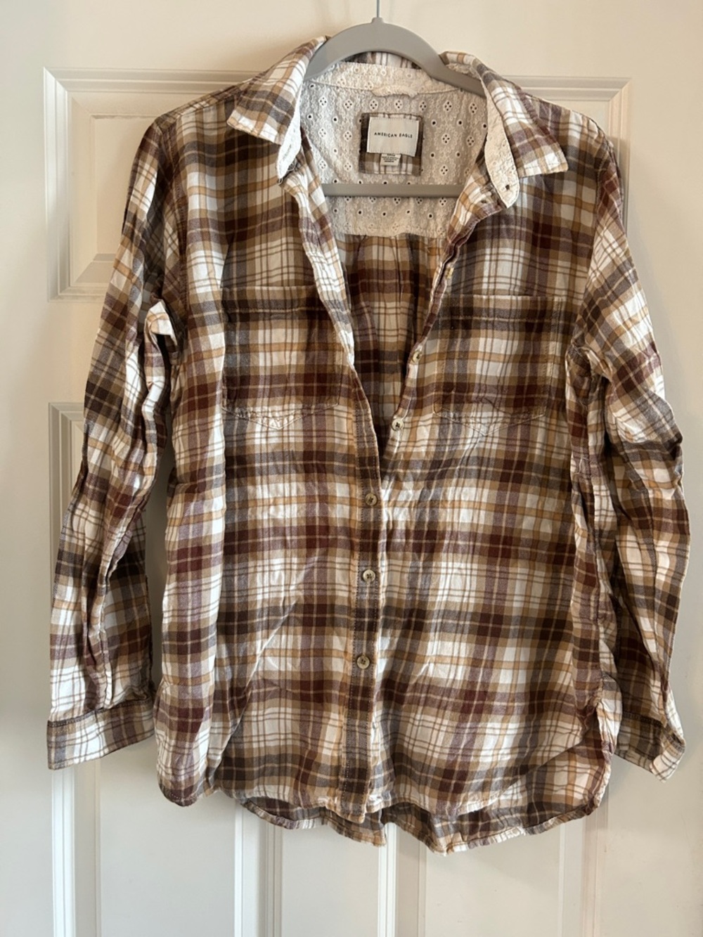 American Eagle plaid button up Shirt size S